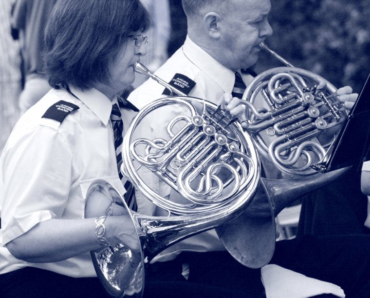 french_horns_playing_bw